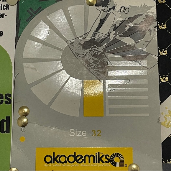 Akademiks Grey Jeans - Picture 7 of 7